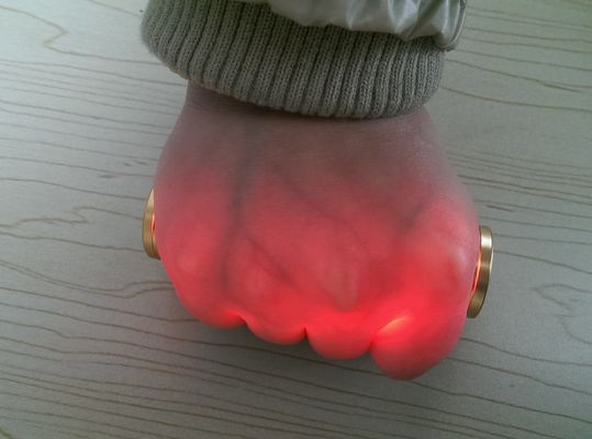 Przenośna lampowa lampa projekcyjna Venipuncture Wizjer podczerwieni Finder żyłownik Złoty aluminium