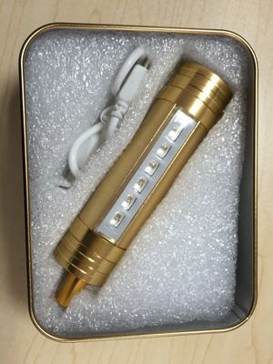 Przenośna lampowa lampa projekcyjna Venipuncture Wizjer podczerwieni Finder żyłownik Złoty aluminium