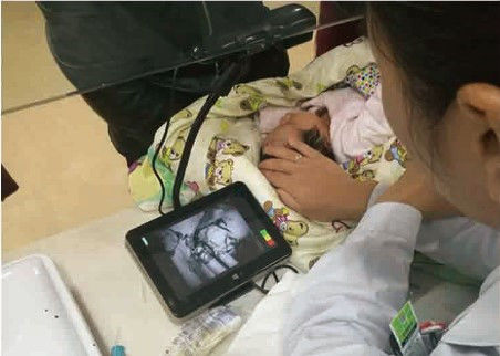 Dostępny przenośny ekonomiczny wykrywacz żył w podczerwieni wykrywający około 10 mm głębokości wózka żyłowego