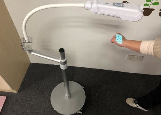 Wysoka rozdzielczość obrazu Urządzenie lokalizujące żyły Wyszukiwarka żył na pulpicie ze światłem podczerwonym