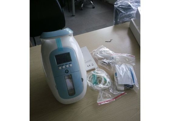 Koncentrator tlenu do użytku domowego Przenośne źródło tlenu z adapterem samochodowym 1 ~ 5 l / min Hałas roboczy ≤45 dB